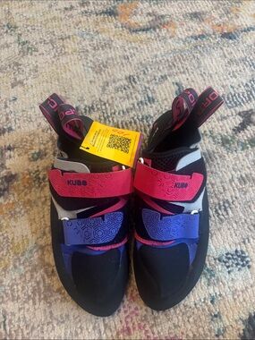 Kubo Climbing Shoes - Women's La sportiva p3 vibram size 6